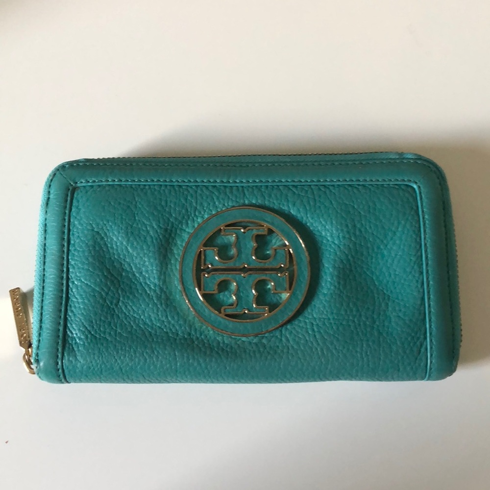 Tory Burch wallet